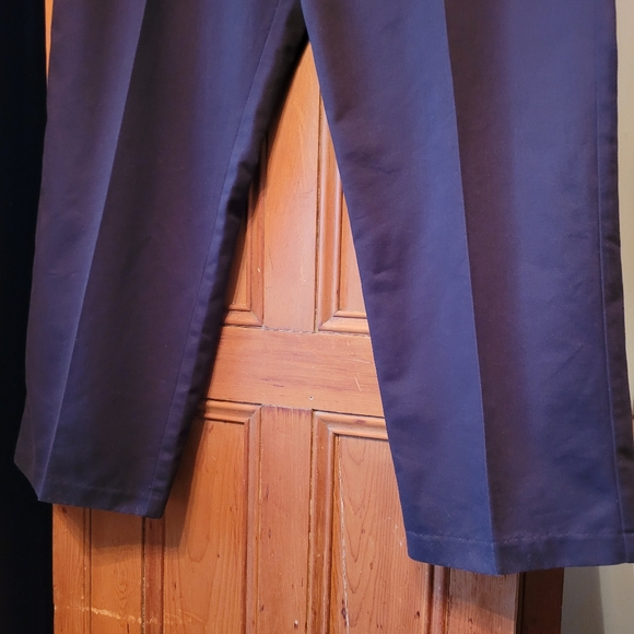 Men's Dockers Casual Pants in black size 42 x 30 - Picture 3 of 13
